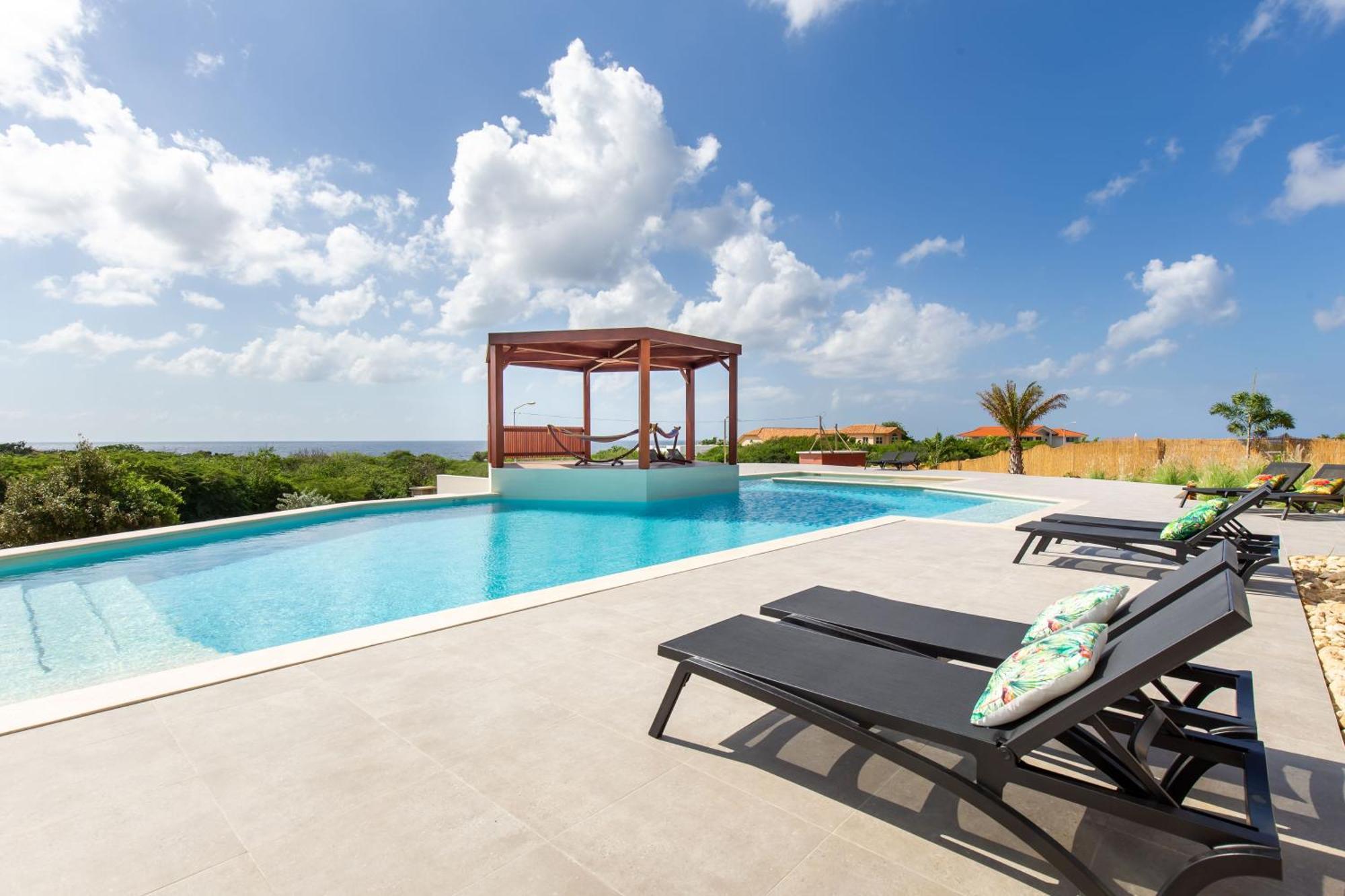 Coral Estate Ocean View Apartments Willemstad Ngoại thất bức ảnh